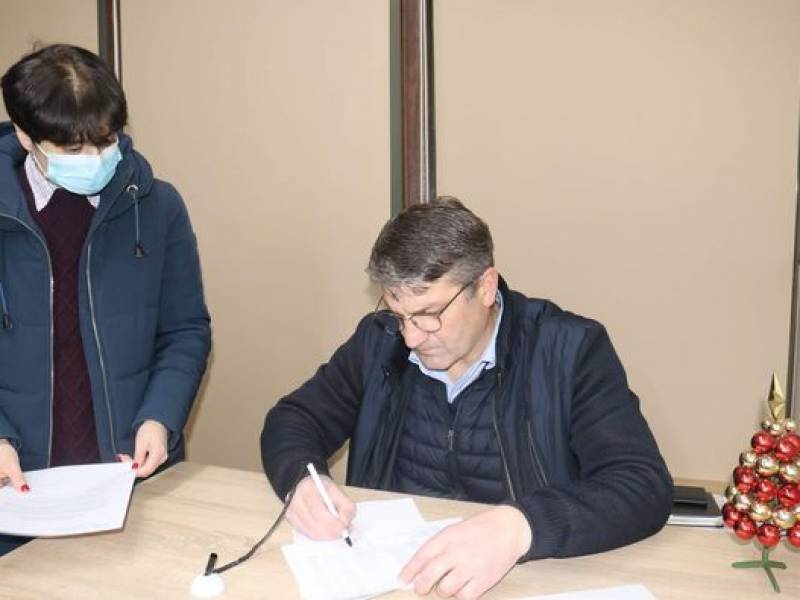 გაეროს განვითრების პროგრამამ (UNDP) საქართველოში ცაგერის მუნიციპალიტეტს გადასცა 8...